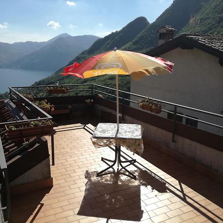 Villa Casa Vacanze 'La Piazza' à Zone Extérieur photo