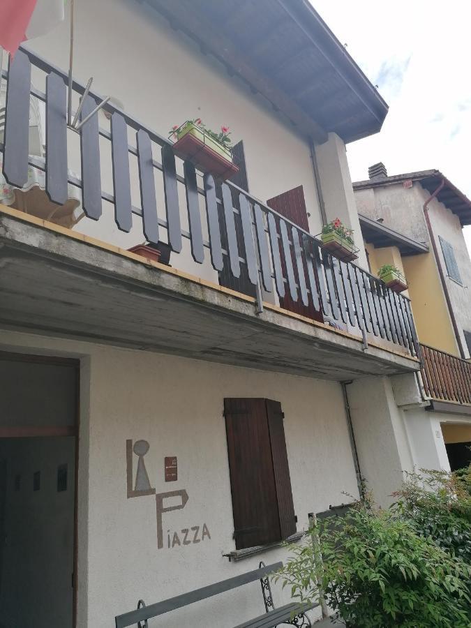 Villa Casa Vacanze 'La Piazza' à Zone Extérieur photo