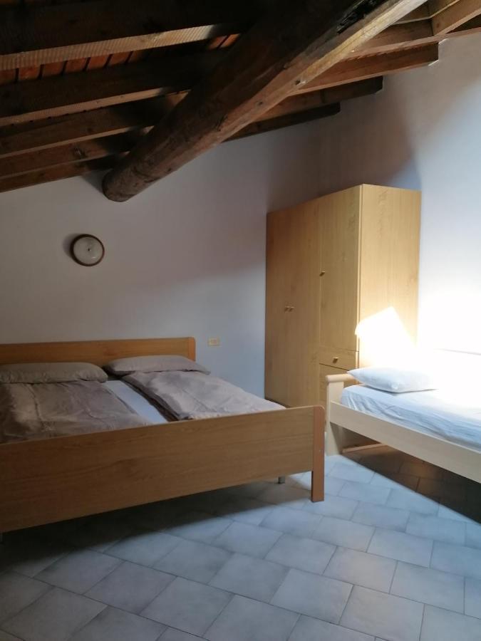 Villa Casa Vacanze 'La Piazza' à Zone Extérieur photo