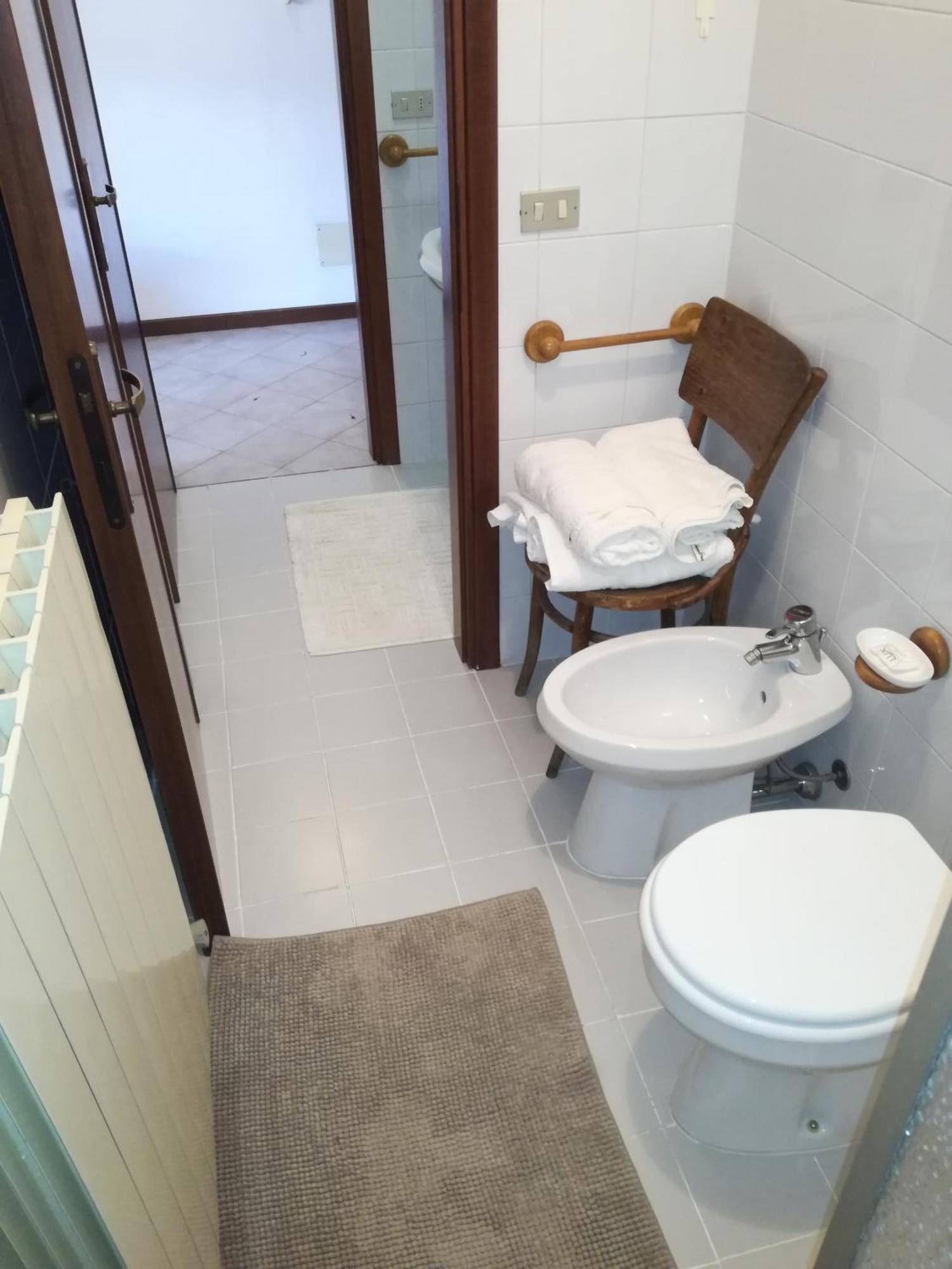 Villa Casa Vacanze 'La Piazza' à Zone Extérieur photo